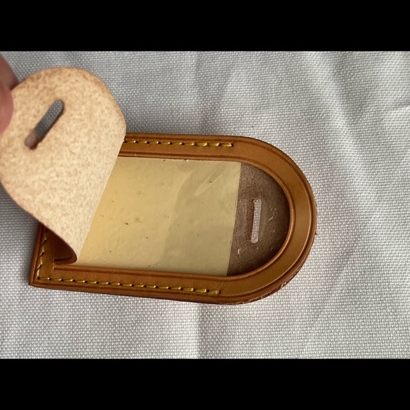 Louis Vuitton Luggage Tag - Picture 6 of 10